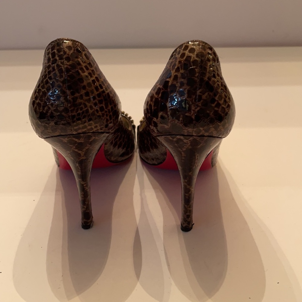 Heels - Picture 5 of 7